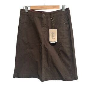 Royal Robbins Sydney Skirt in Turkish Coffee Color, New with Tags